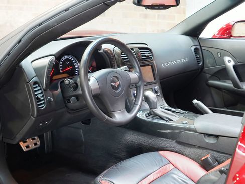 Used 2007 Chevrolet Corvette Coupe RWD image 38