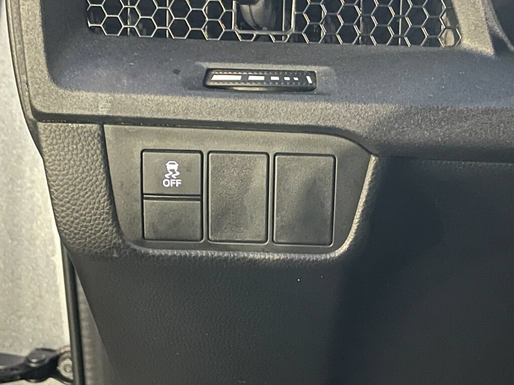 Used 2024 Honda CR-V LX image 18