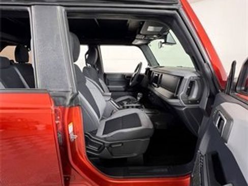 Used 2022 Ford Bronco 4-Door image 6