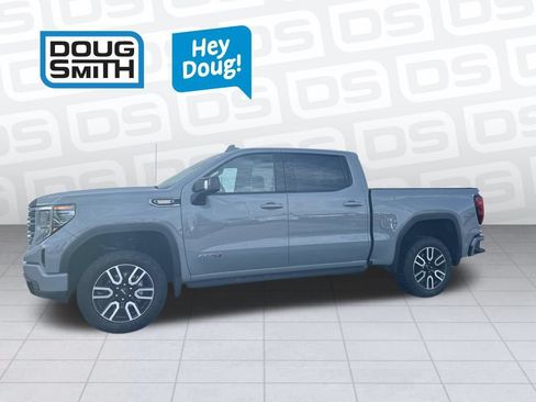 Used 2025 GMC Sierra 1500 AT4 AWD/4WD image 8