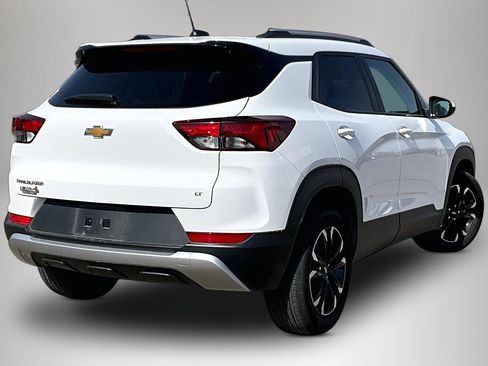 Certified 2023 Chevrolet TrailBlazer LT w/ Convenience Package FWD image 5