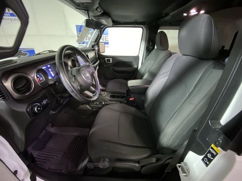 Used 2020 Jeep Wrangler Sport AWD/4WD image 23