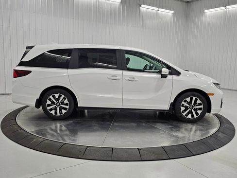 New 2026 Honda Odyssey EX-L image 35