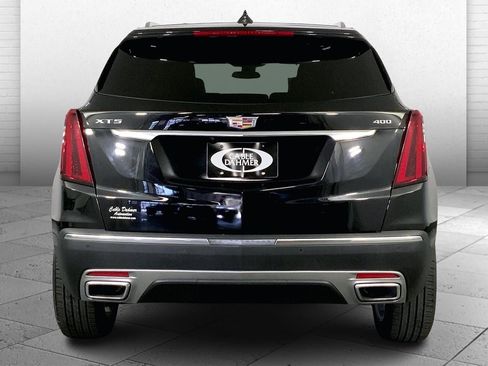 Used 2025 Cadillac XT5 Premium Luxury image 3