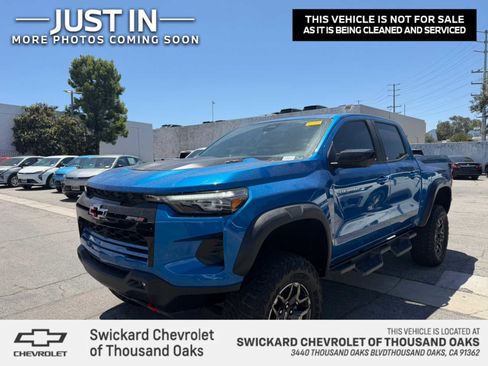 Used 2023 Chevrolet Colorado ZR2 w/ ZR2 Convenience Package III AWD/4WD image 1