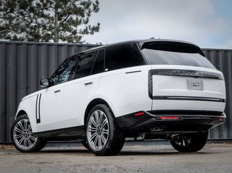 New 2025 Land Rover Range Rover SE video 2