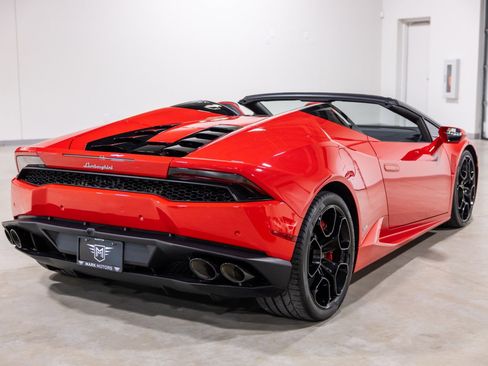 Used 2017 Lamborghini Huracan LP 610-4 image 9