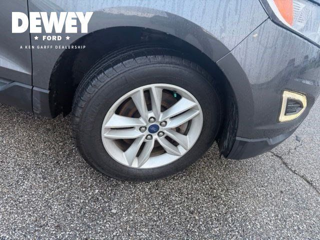 Used 2016 Ford Edge SEL w/ Equipment Group 201A AWD/4WD image 16