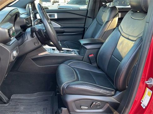 Used 2020 Ford Explorer ST w/ Premium Technology Package image 14