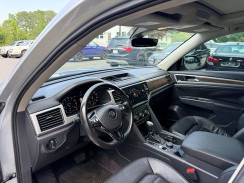 Used 2018 Volkswagen Atlas SEL Premium AWD/4WD image 21