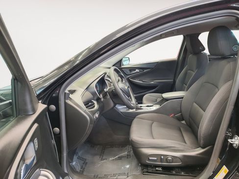 Used 2022 Chevrolet Malibu LT image 25