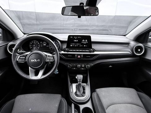 Used 2023 Kia Forte LXS FWD image 44