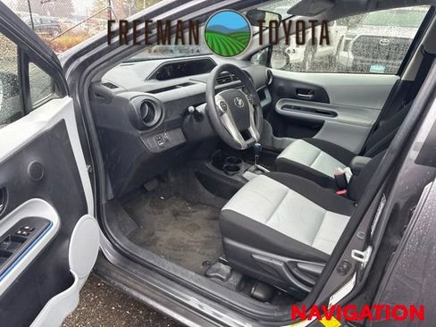 Used 2013 Toyota Prius C Three FWD image 7