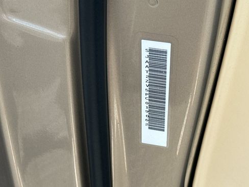 Certified 2023 Bentley Bentayga AWD/4WD image 35