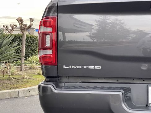 Used 2019 RAM 2500 Limited image 10