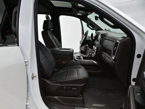 Used 2022 GMC Sierra 3500 Denali w/ Denali Ultimate Package AWD/4WD image 40