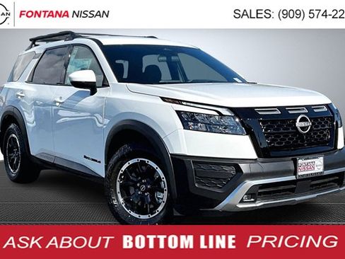 New 2025 Nissan Pathfinder Rock Creek image 1