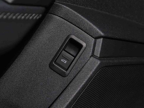 Used 2023 Audi A3 2.0T Premium w/ Convenience Package image 29