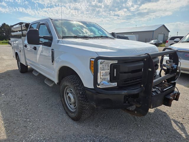 Used 2017 Ford F350 XL AWD/4WD image 1