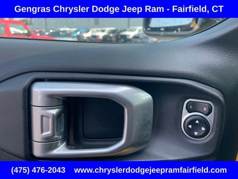 Used 2019 Jeep Wrangler Unlimited Sport S AWD/4WD image 38