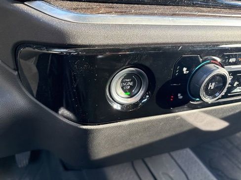 Certified 2022 Chevrolet Silverado 1500 LT image 19