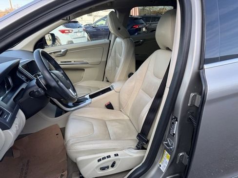 Used 2014 Volvo XC60 T6 image 17