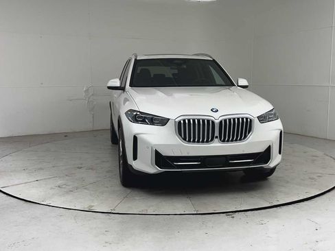 Used 2026 BMW X5 xDrive40i w/ Premium Package AWD/4WD image 7