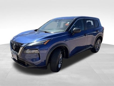 Used 2021 Nissan Rogue S AWD/4WD image 4