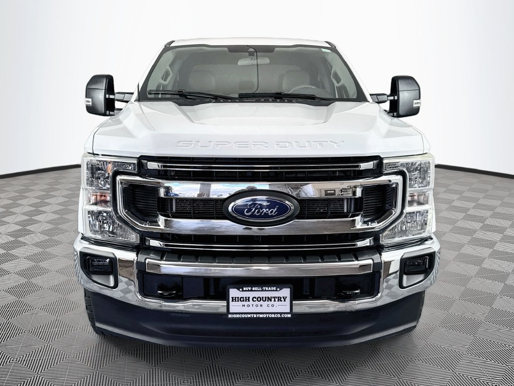 Used 2022 Ford F250 XLT w/ XLT Value Package AWD/4WD image 2