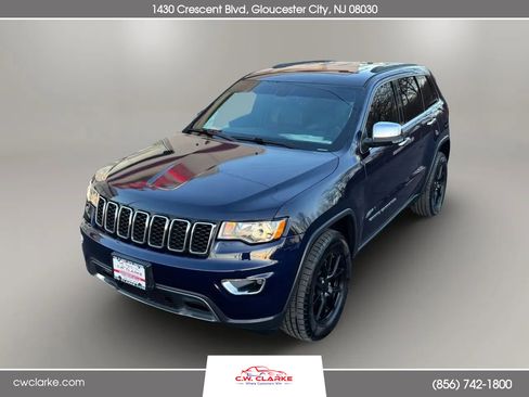 Used 2017 Jeep Grand Cherokee Limited image 2