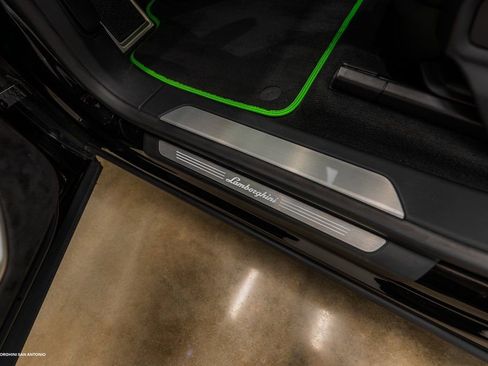 Used 2024 Lamborghini Urus S image 42