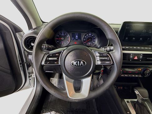 Used 2019 Kia Forte LXS image 13