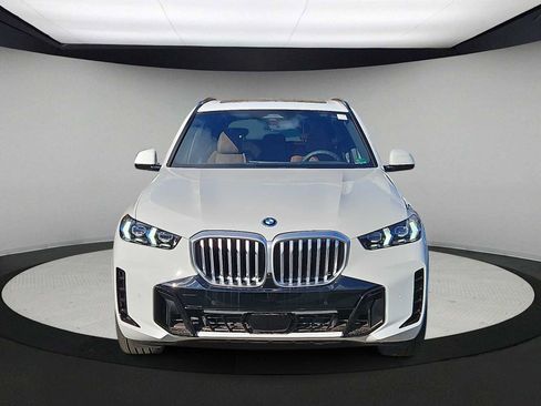 New 2026 BMW X5 xDrive50e w/ M Sport Package image 3