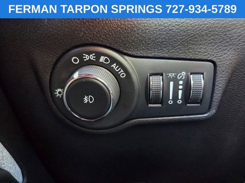 Used 2024 Jeep Compass Latitude AWD/4WD image 24