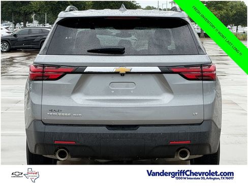 Used 2023 Chevrolet Traverse LT AWD/4WD image 5