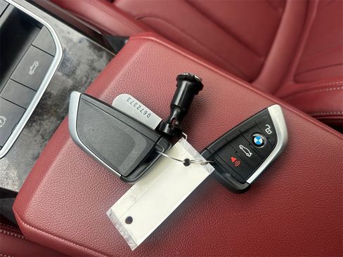 Used 2024 BMW 430i xDrive Convertible w/ M Sport Package image 31