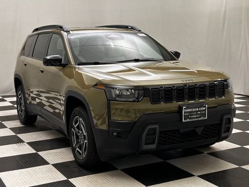 New 2026 Jeep Cherokee Laredo AWD/4WD image 2
