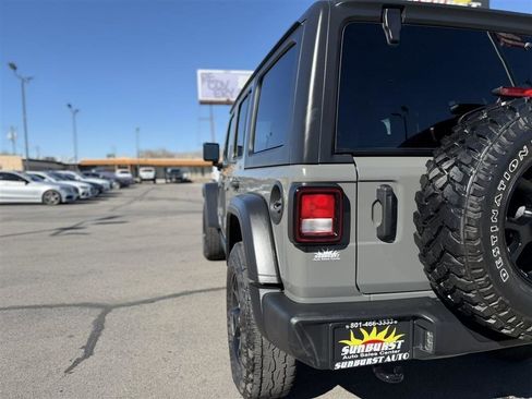 Used 2021 Jeep Wrangler Unlimited Sport image 9