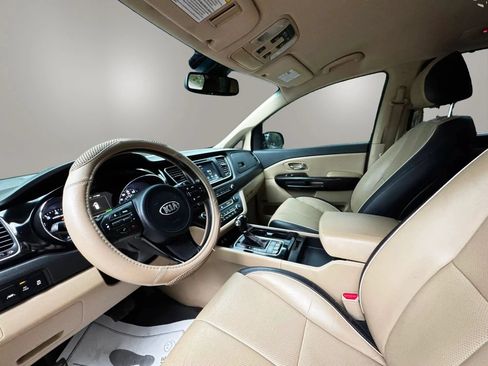 Used 2016 Kia Sedona SX FWD image 14