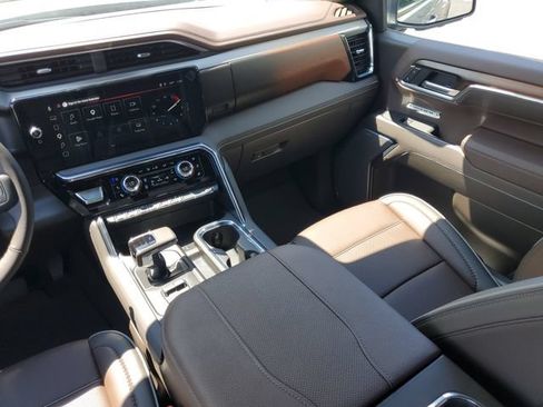 Used 2026 GMC Sierra 1500 Denali AWD/4WD image 27