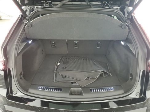 Used 2024 Cadillac XT4 Sport image 32