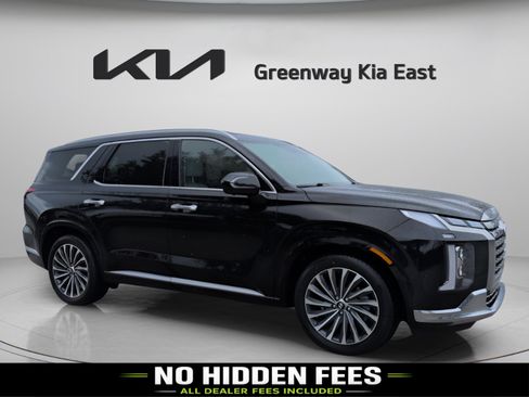 Used 2024 Hyundai Palisade Calligraphy FWD image 1