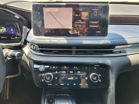 Certified 2026 INFINITI QX60 Sport w/ Dark Cargo Package AWD/4WD image 17
