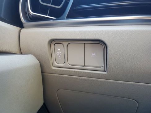 New 2026 Kia Sorento S w/ S Panoramic Sunroof Package image 30