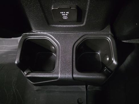 Used 2024 Jeep Wrangler Unlimited Rubicon w/ Technology Group image 29