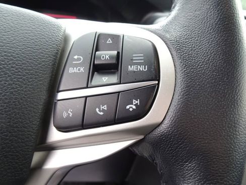 Used 2021 Ford Explorer XLT w/ Equipment Group 202A image 26