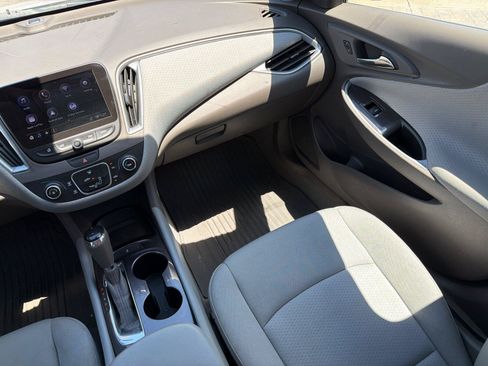 Used 2019 Chevrolet Malibu LS w/ LPO, Convenience Package 2 FWD image 22