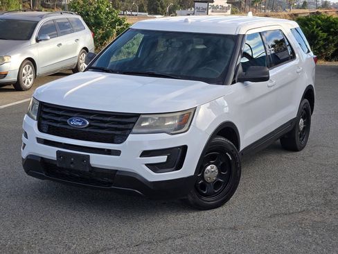Used 2017 Ford Explorer 4WD Police Interceptor image 4