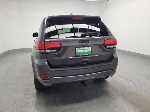 Used 2020 Jeep Grand Cherokee Altitude image 6