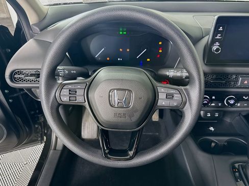 Certified 2026 Honda HR-V LX image 13